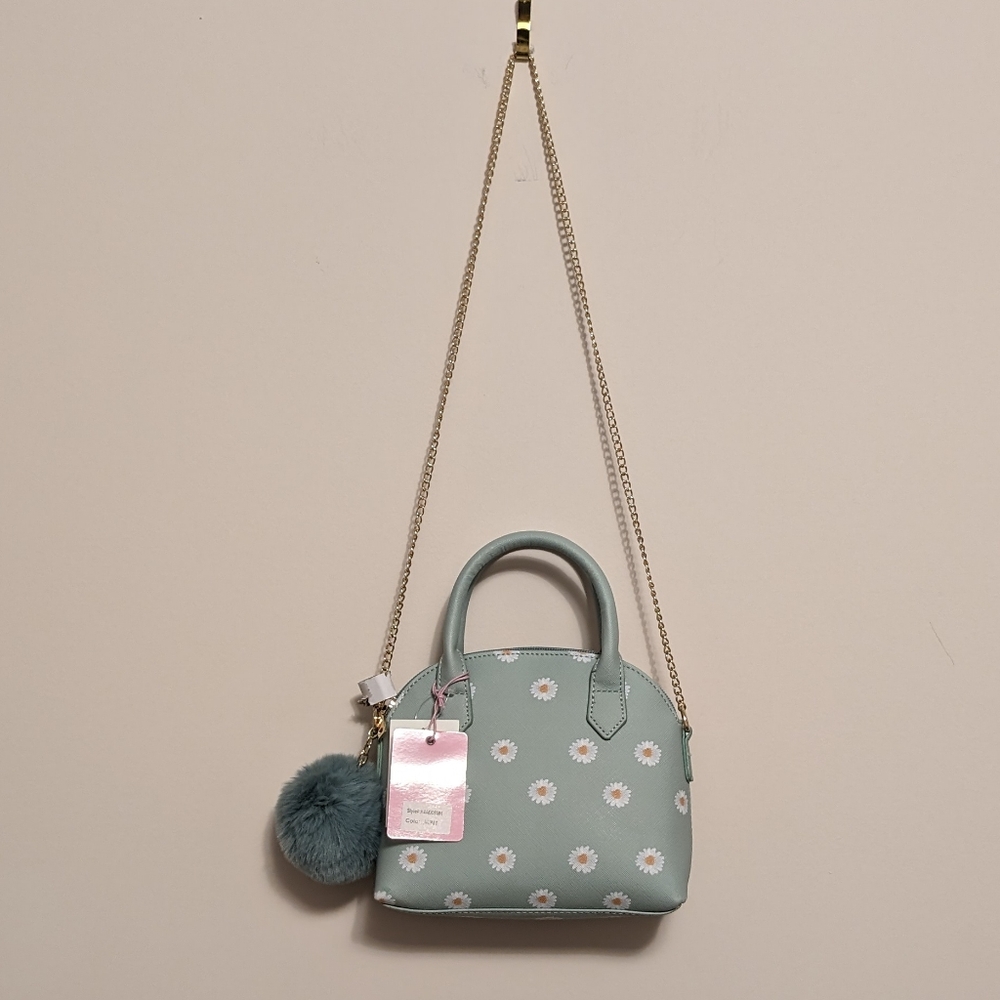 Mint Daisy Purse